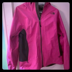 Women’s north face rain coat